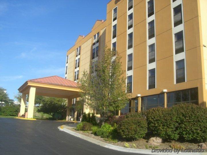 Holiday Inn Express & Suites Central Omaha By Ihg Eksteriør bilde